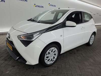 Toyota Aygo 1.0 VVT-I X-PLAY 5D 53KW, 2021