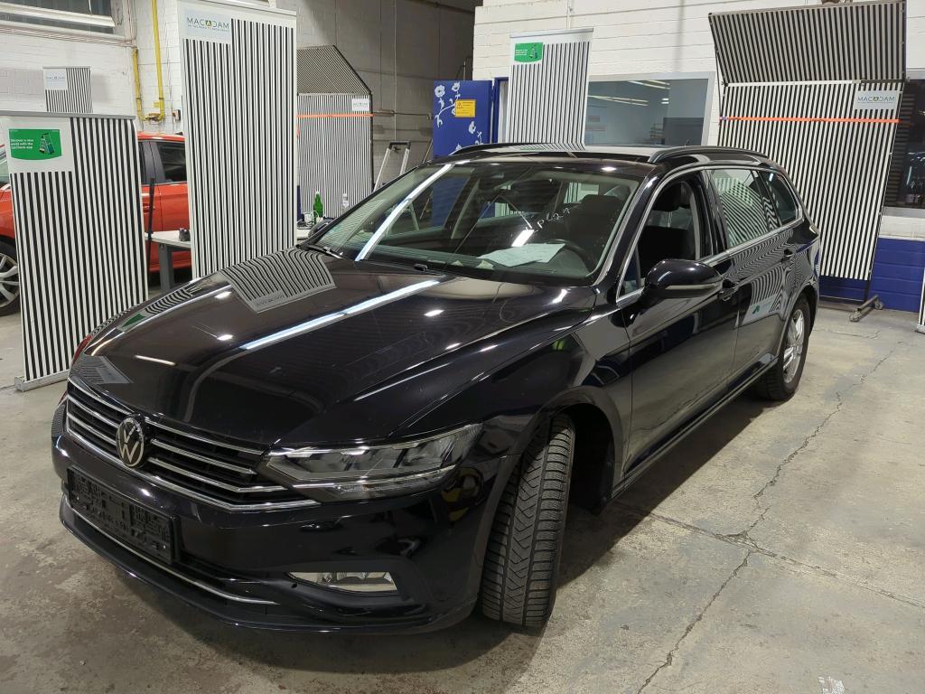 Volkswagen Passat VARIANT 2.0 TDI SCR DSG Business, 2021