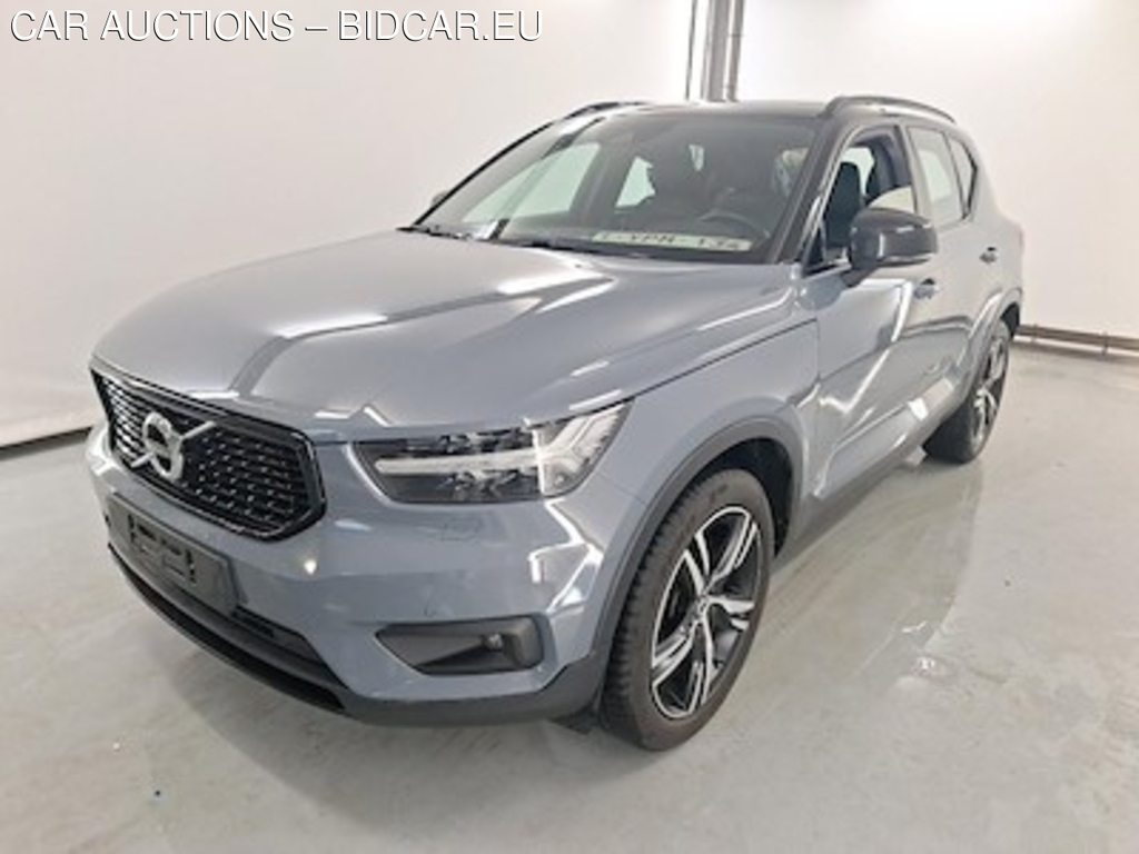 Volvo XC40 1.5 T3 R-DESIGN Tech &amp; Park Assist Light