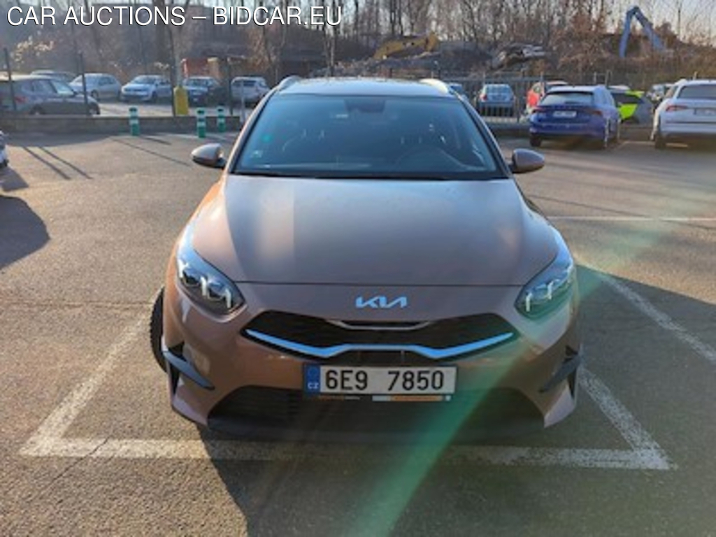 Kia Ceed 1.5 T-GDI 118kW Top SW