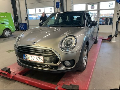 MINI CLUBMAN COOPER ESSENTIAL AUTO UA!,