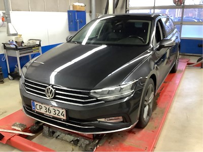 Volkswagen PASSAT 2.0 TDI 150 SCR ELEGANCE PLUS DSG VARIANT UA!,