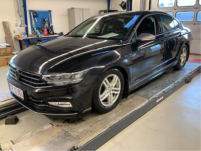 Volkswagen Passat 2.0 TDI 190 SCR ELEGANCE PLUS DSG 4-dørs UA!,