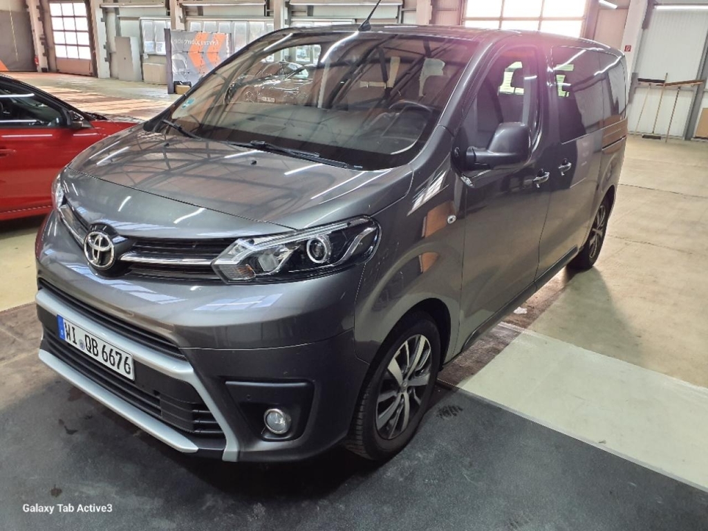 Toyota Proace 2.0-L-D-4D L1 (8-SI.) AUTM. Verso Team Deutschland, 2023