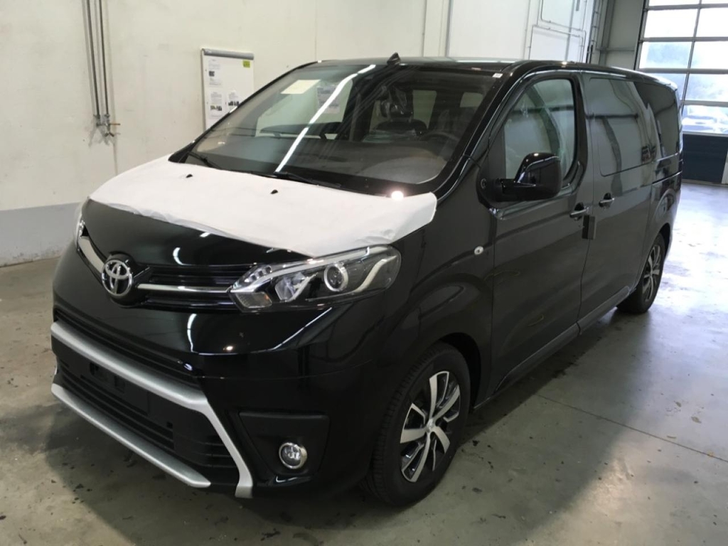 Toyota Proace 2.0-L-D-4D L1 (8-SI.) AUTM. Verso Team Deutschland, 2023