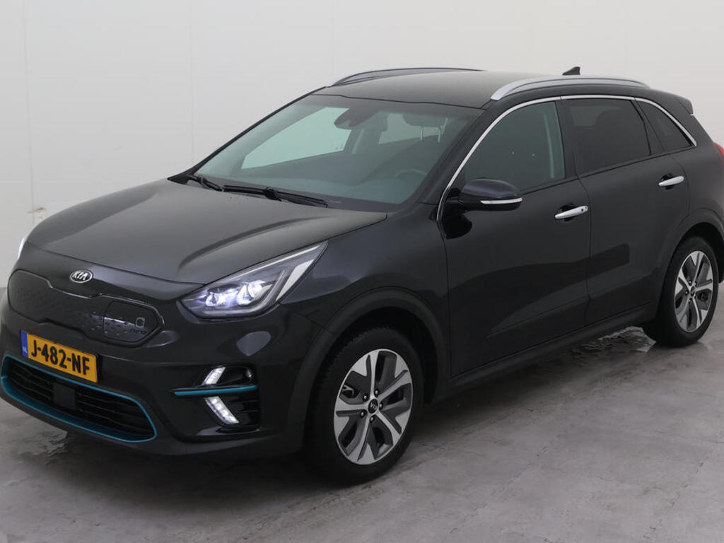 Kia Niro ev 204PK EXECUTIVELINE 64 KWH TREKHAAK, 2020