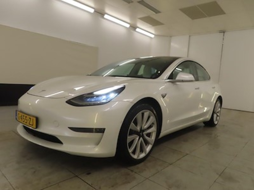 Tesla Model 3 Long Range Dual Motor AWD 4d