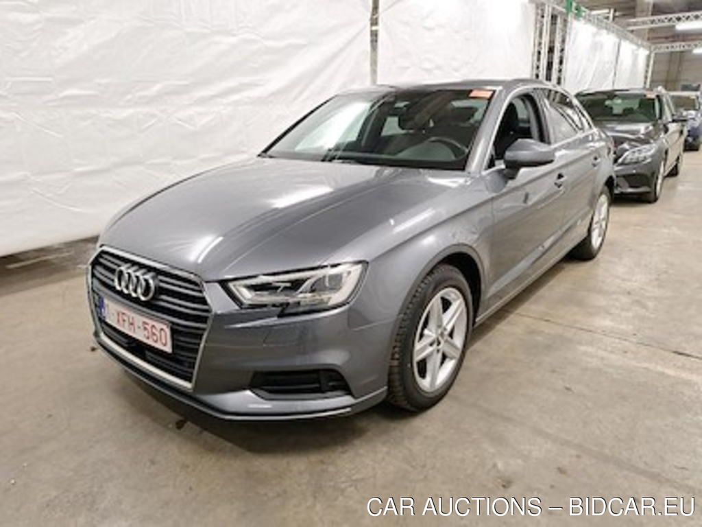 Audi A3 sedan 35 TDI BUSINESSED. S TRONIC (