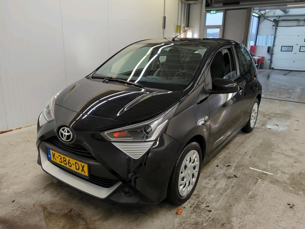 Toyota Aygo 1.0 VVT-i 53kW X-Play, 2020