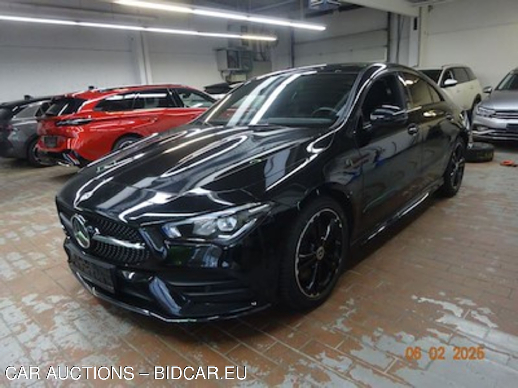 Mercedes-Benz Mercedes cla 2.0 CLA 220 DCT AMGLINE