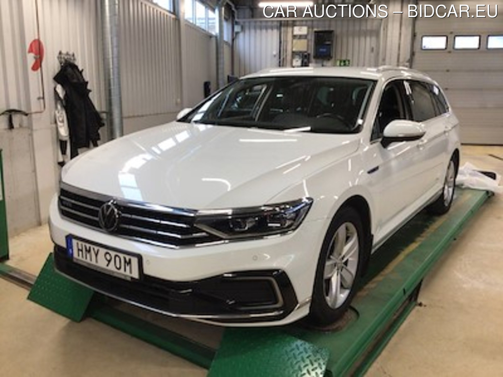 Volkswagen Passat GTE SC Executive Drag Varmare