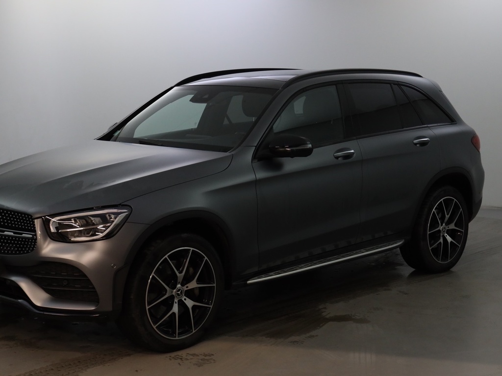 Mercedes-Benz Glc 300 DE 9G-TRONIC 4MATIC AMG LINE, 2022