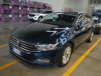 Volkswagen Passat VARIANT 2.0 TDI BUSINESS 150CV DSG, 2023