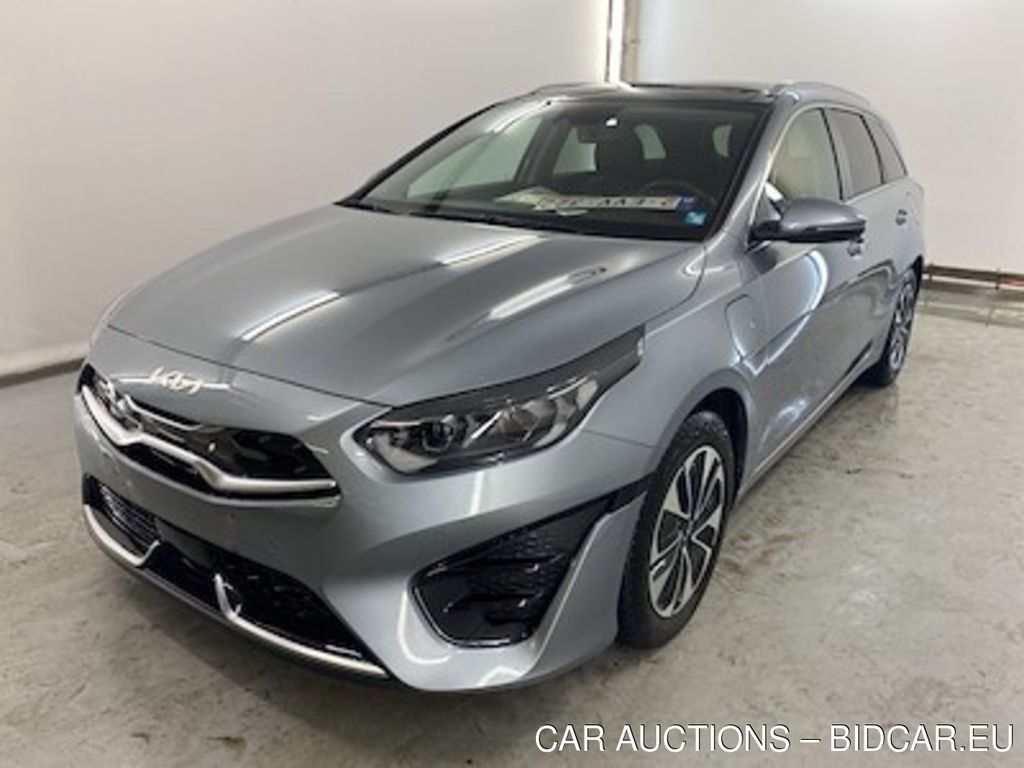 Kia Ceed sportswagon 1.6 GDI PHEV BUSINESS LINE DCT Convenience Drive Assist