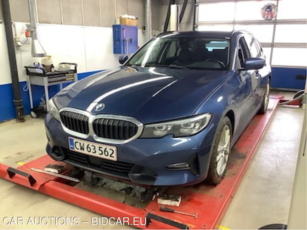 BMW 3 serie 320d Sport Line Touring auto UA!,