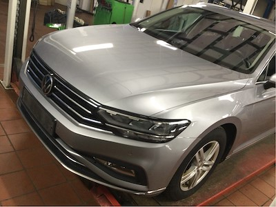 Volkswagen PASSAT 2.0 TDI 190 Elegance PLUS PRO DSG Variant UA!