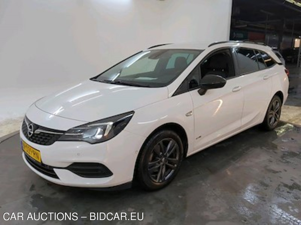 Opel Astra sports tourer 1.2 turbo 81kW Design &amp; Tech