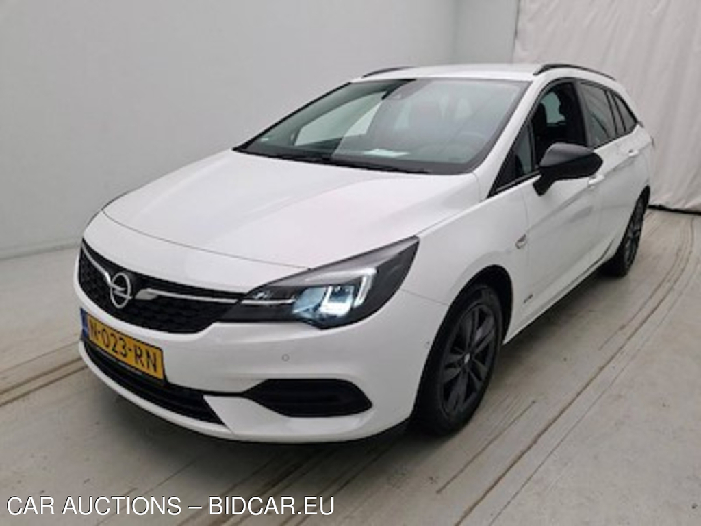 Opel Astra sports tourer 1.2 turbo 81kW Design &amp; Tech