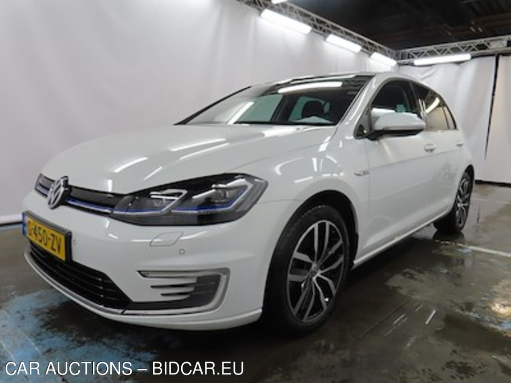 Volkswagen GOLF E-DITION 2019 5d