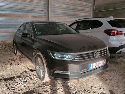 Volkswagen Passat diesel - 2015 2.0 CR TDi Highline Business STOCK