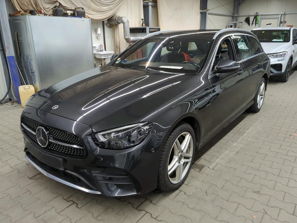 Mercedes-Benz E 300 DE 4MATIC T 9G-TRONIC AMG Line, 2021