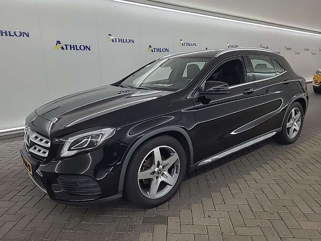 Mercedes Gla GLA 180 7G-DCT BUSINESS SOLUTION AMG 5D 90KW, 2019