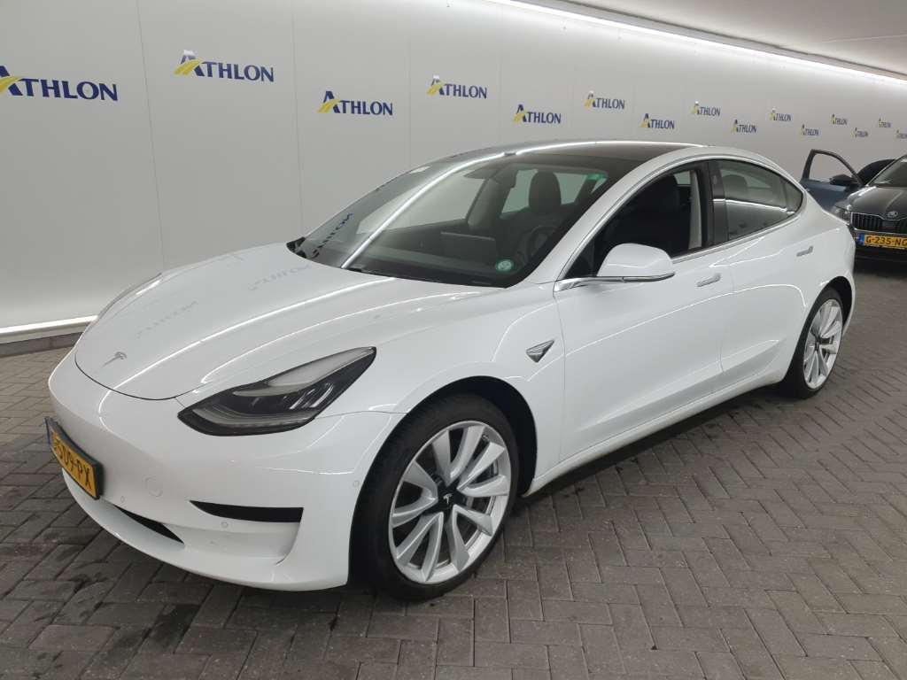 Tesla Model 3 STANDARD RANGE PLUS RWD 4D 211KW, 2019