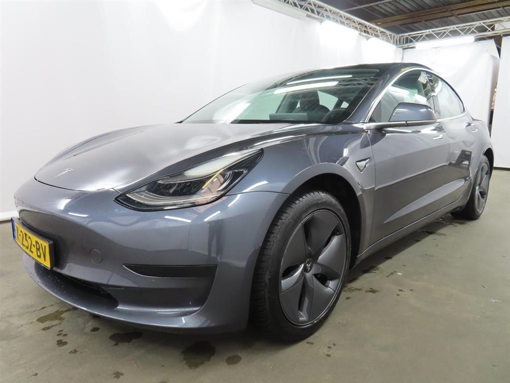 Tesla Model 3 STND.RWD PLUS 60 KWH, 2020