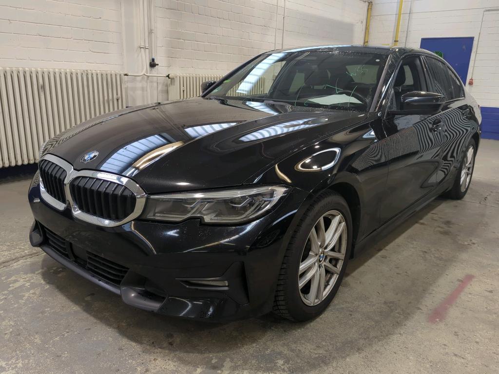 BMW 318D AUT. Sport Line, 2020