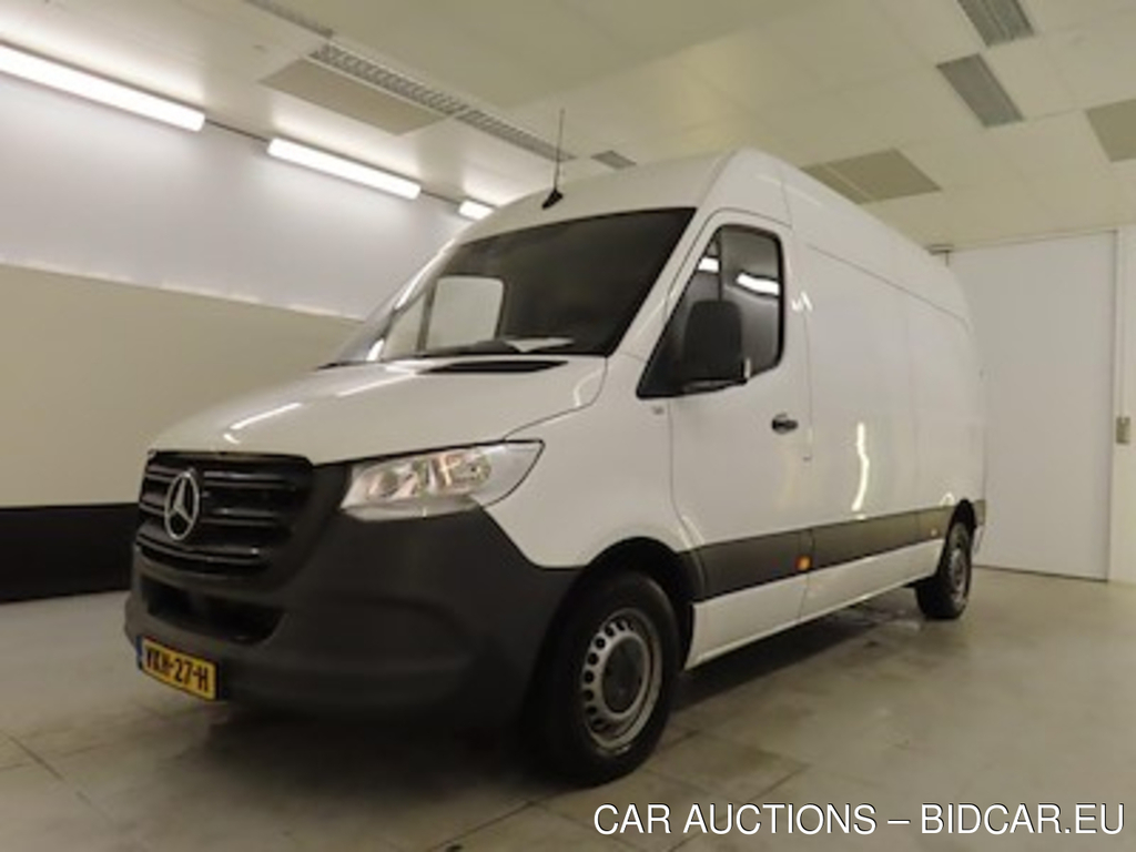 Mercedes-Benz Sprinter 214CDI L2H2 FWD 3.0t Functional 6d Aut. 4d