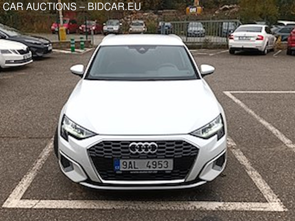 Audi A3 1.5 35 TFSI CoD S tron. Advanced Sportb.