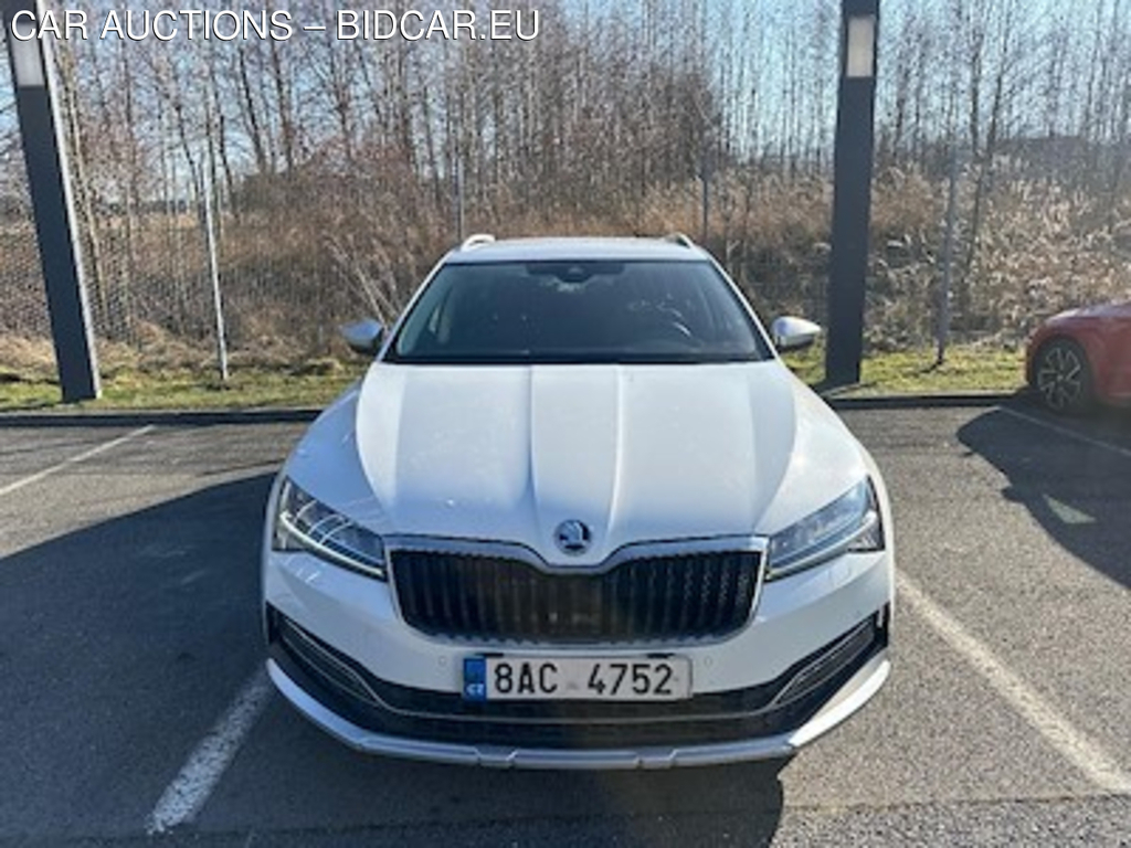 Skoda Superb 2.0 TDI 140kW Scout Combi 4x4 DSG