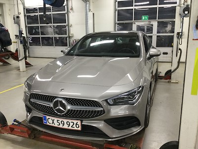 Mercedes-Benz CLA 2.0 CLA 200 DCT BUSINESS SB UA!,