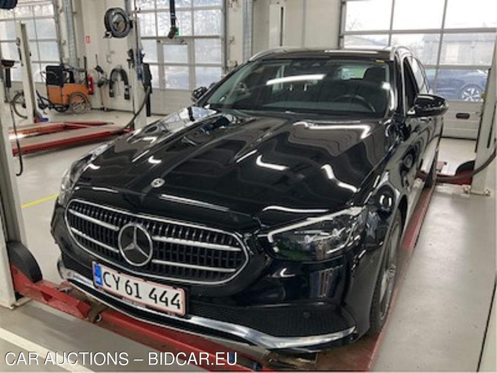 Mercedes-Benz E-KLASSE 2.0 E 300 de T Business SW auto UA!