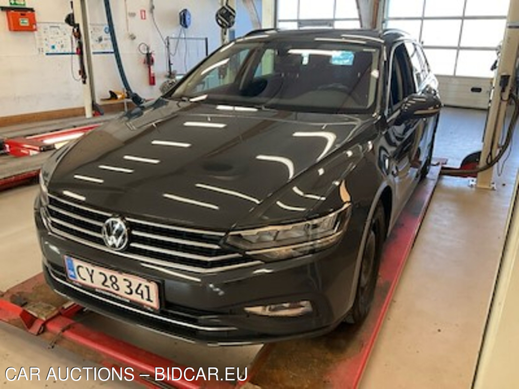 Volkswagen PASSAT 2.0 TDI 200 Business PLUS PRO DSG Var UA!