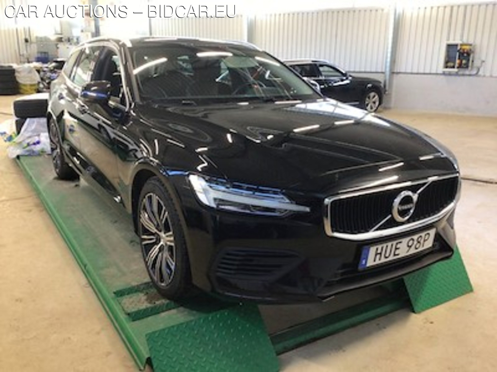 Volvo V60 T6 AWD Momentum Advanced Edt Voc Drag Pano Teknikpkt