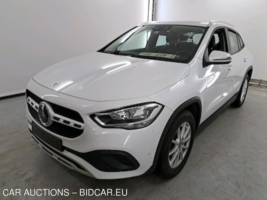 Mercedes-Benz GLA 2.0 GLA 180 D DCT BUSINESS SOLUTION Driver Assistance