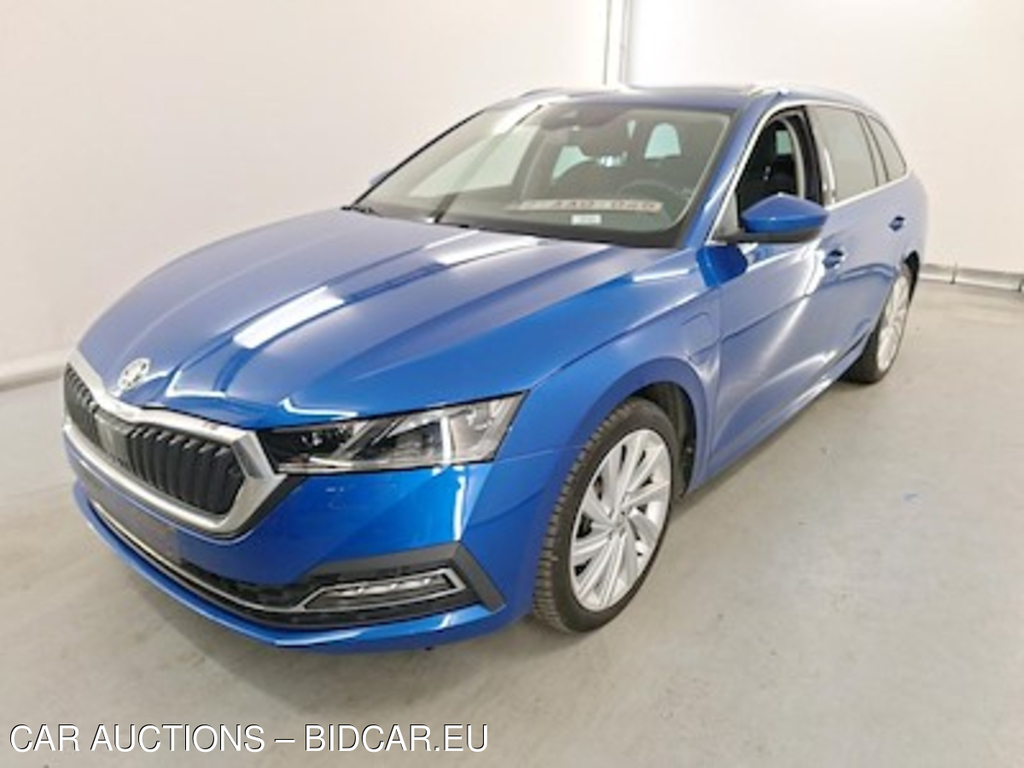 Skoda Octavia combi 1.4 TSI PHEV 150KW DSG STYLE Launch Travel Assist