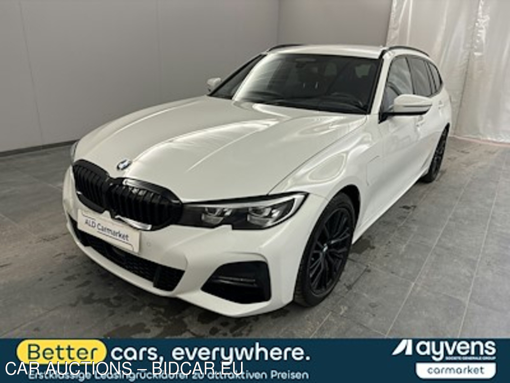 BMW 3er BMW 330e Touring Aut. M Sport Kombi, 5-turig, Automatik, 8-Gang