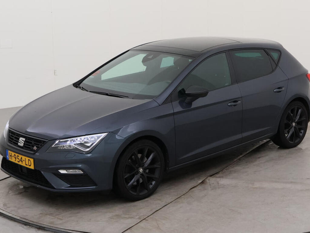 Seat Leon 1.5TSI 150PK DSG FR ULTIMATE EDIT. BLACK TECHNOLOGY BEATS WINTER, 2020