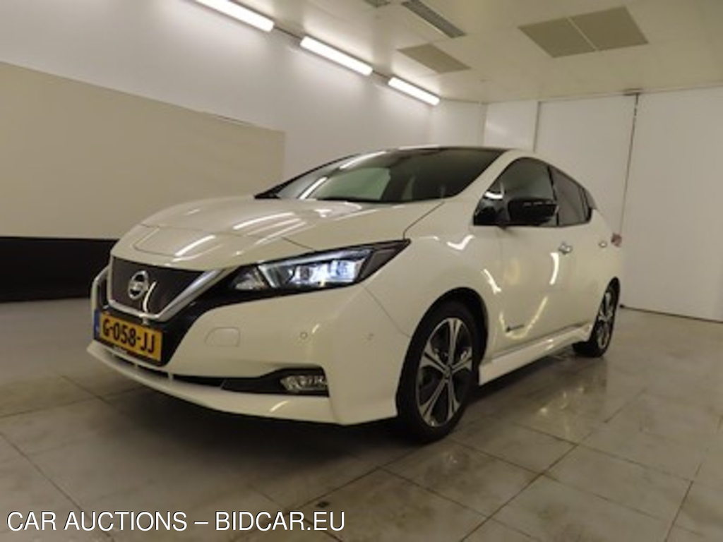 Nissan Leaf TEKNA 40kWh 5d