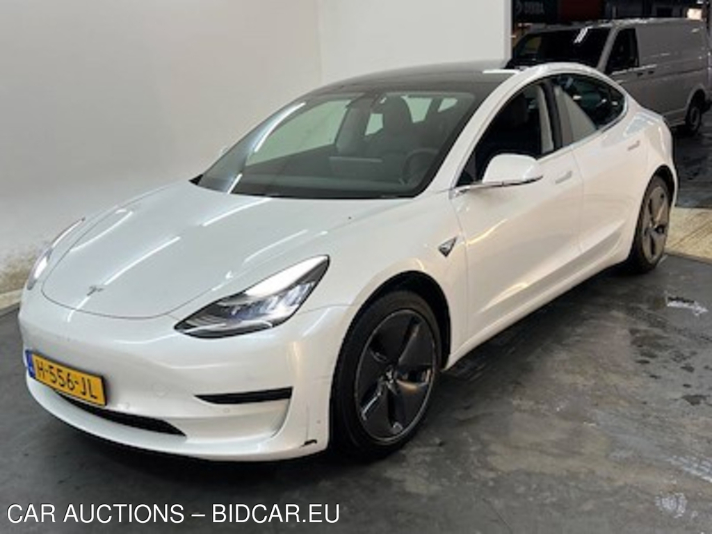 Tesla Model 3 Standard Range Plus RWD