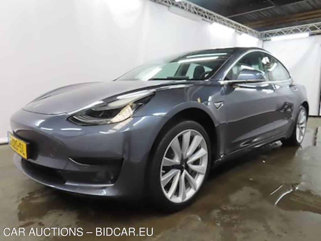 Tesla Model 3 Standard Range Plus RWD 4d