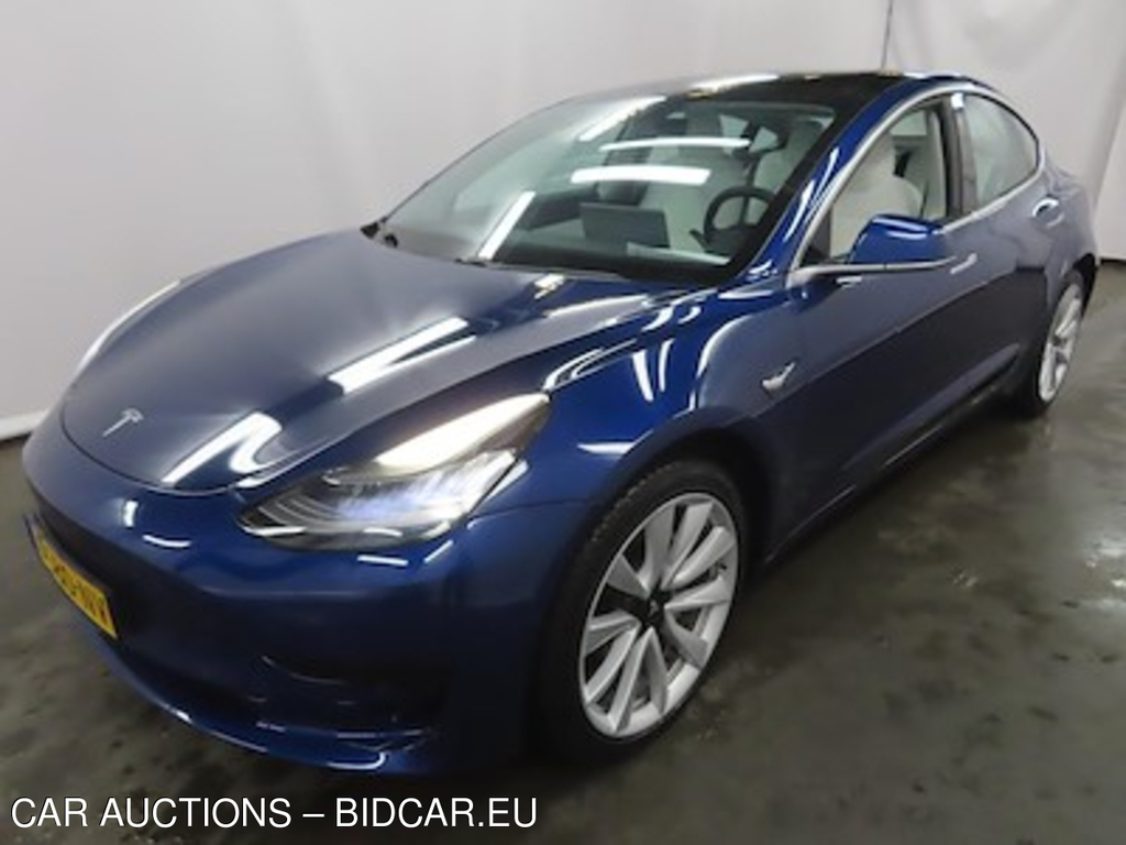 Tesla Model 3 Standard Range Plus RWD 4d