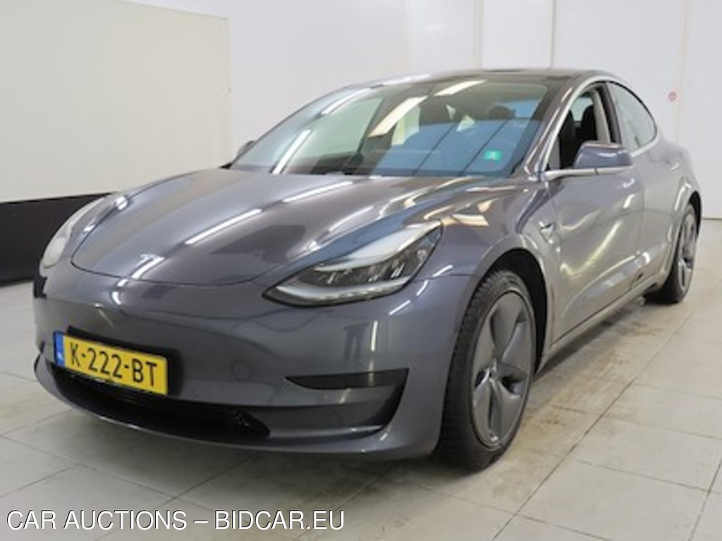 Tesla Model 3 Standard Range Plus RWD 4d