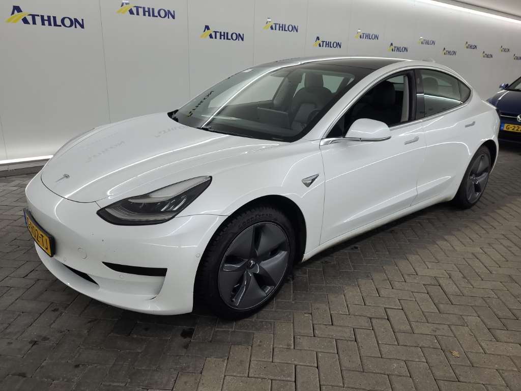 Tesla Model 3 STANDARD RANGE PLUS RWD 4D 211KW, 2019