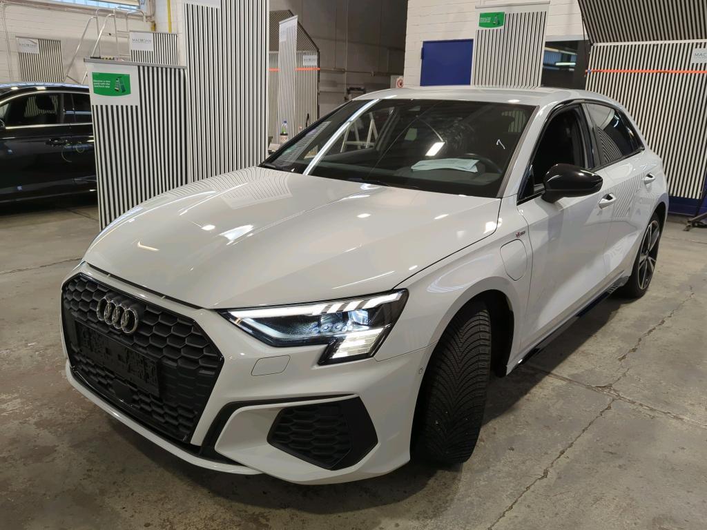 Audi A3 40 TFSIE SPORTBACK S TRONIC S line, 2021