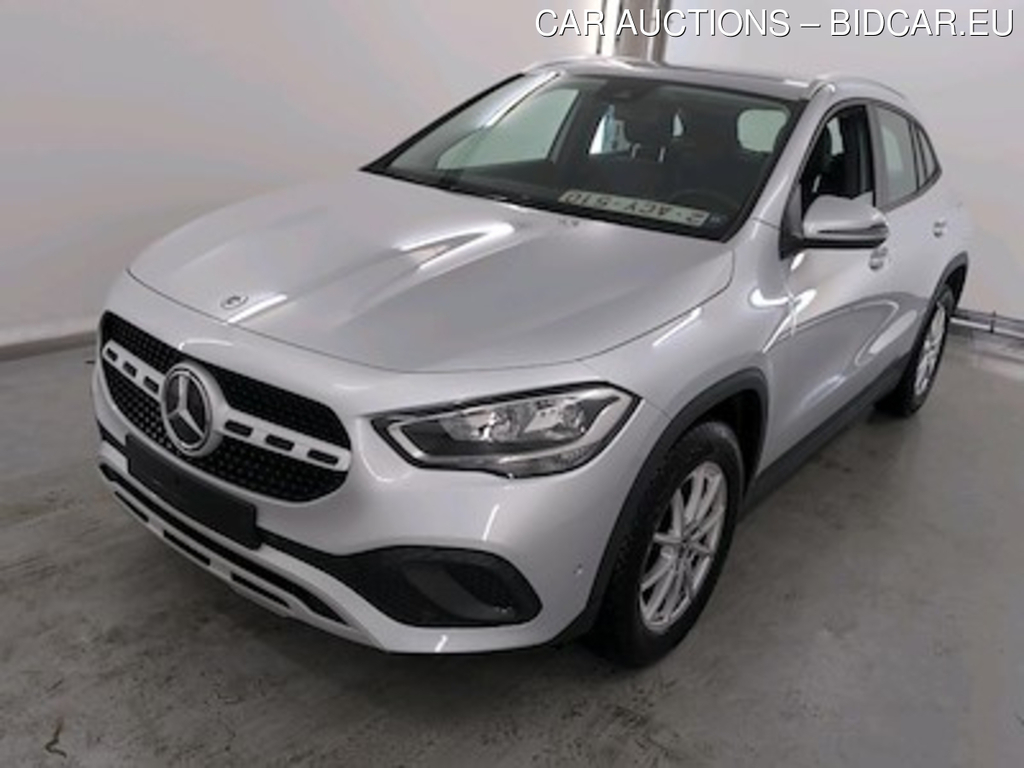 Mercedes-Benz GLA 2.0 GLA 180 D DCT BUSINESS SOLUTION