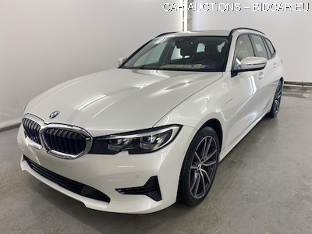 BMW 3 series touring 2.0 330E (215KW) TOURING Business rnPlus Mirror