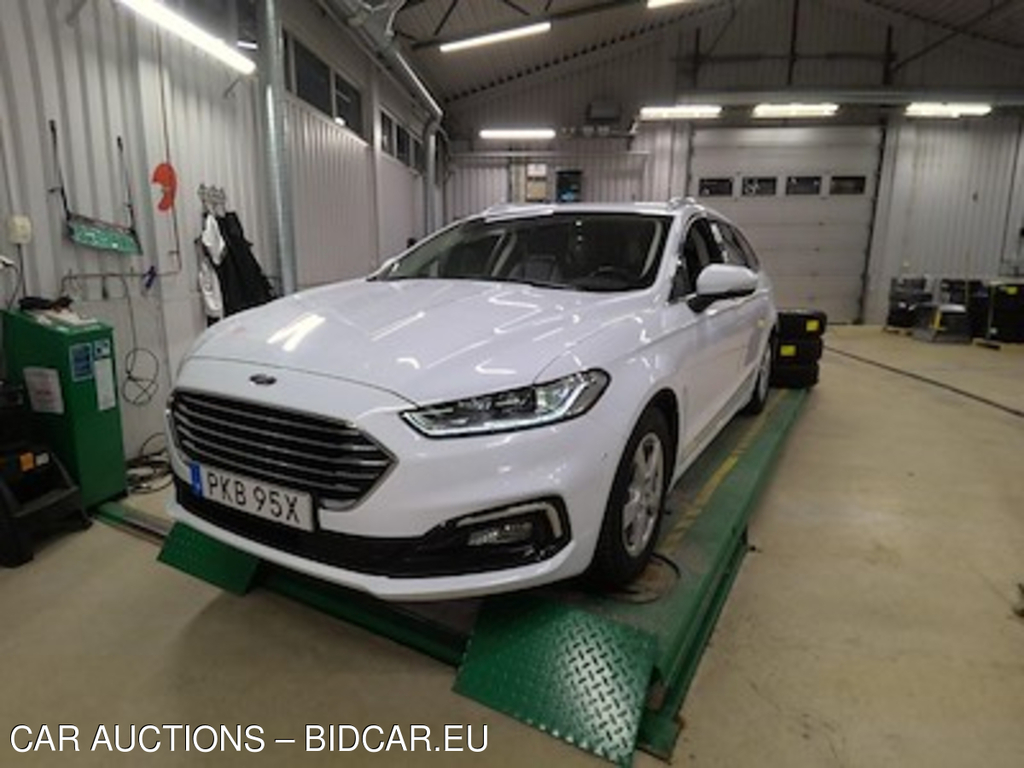 Ford MONDEO Kombi Hybrid Titanium Drag Skinn PDC